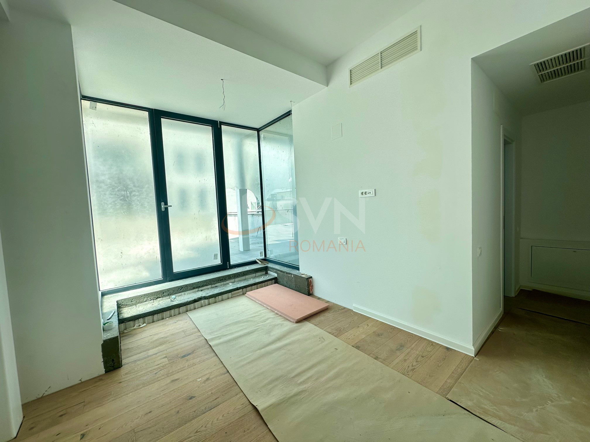 Apartament, 4 camere Bucuresti/Aviatiei