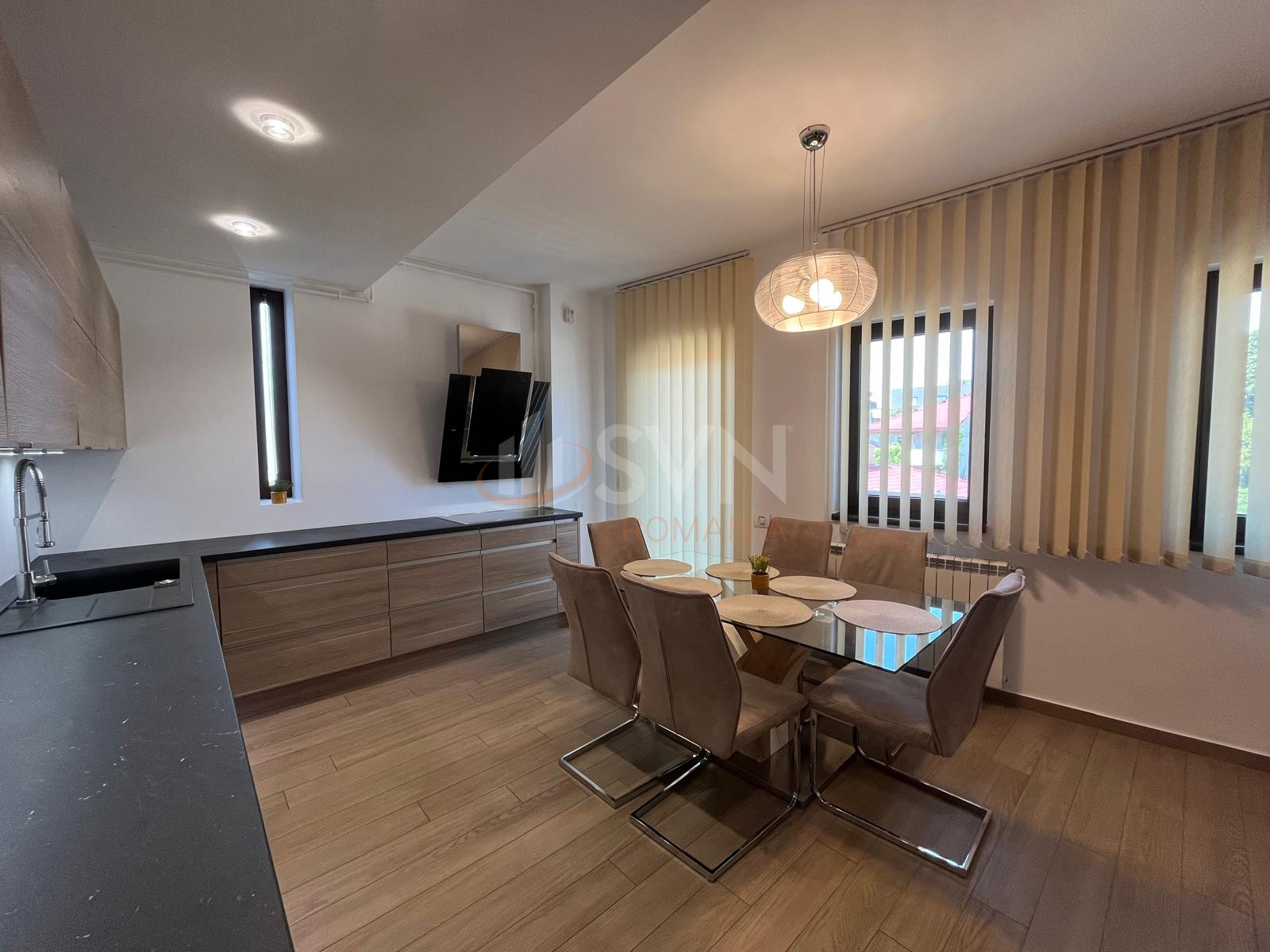 Apartament, 4 camere Bucuresti/Dacia