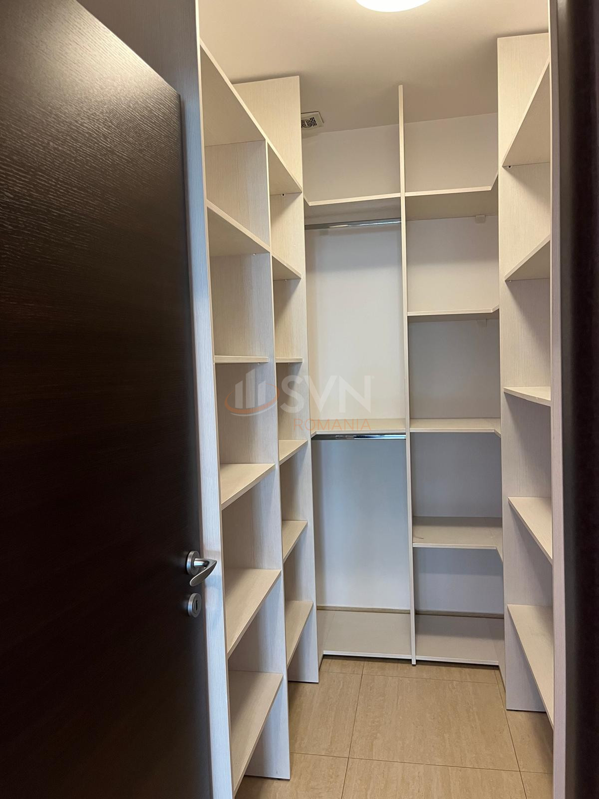 Apartament, 4 camere Bucuresti/Dacia