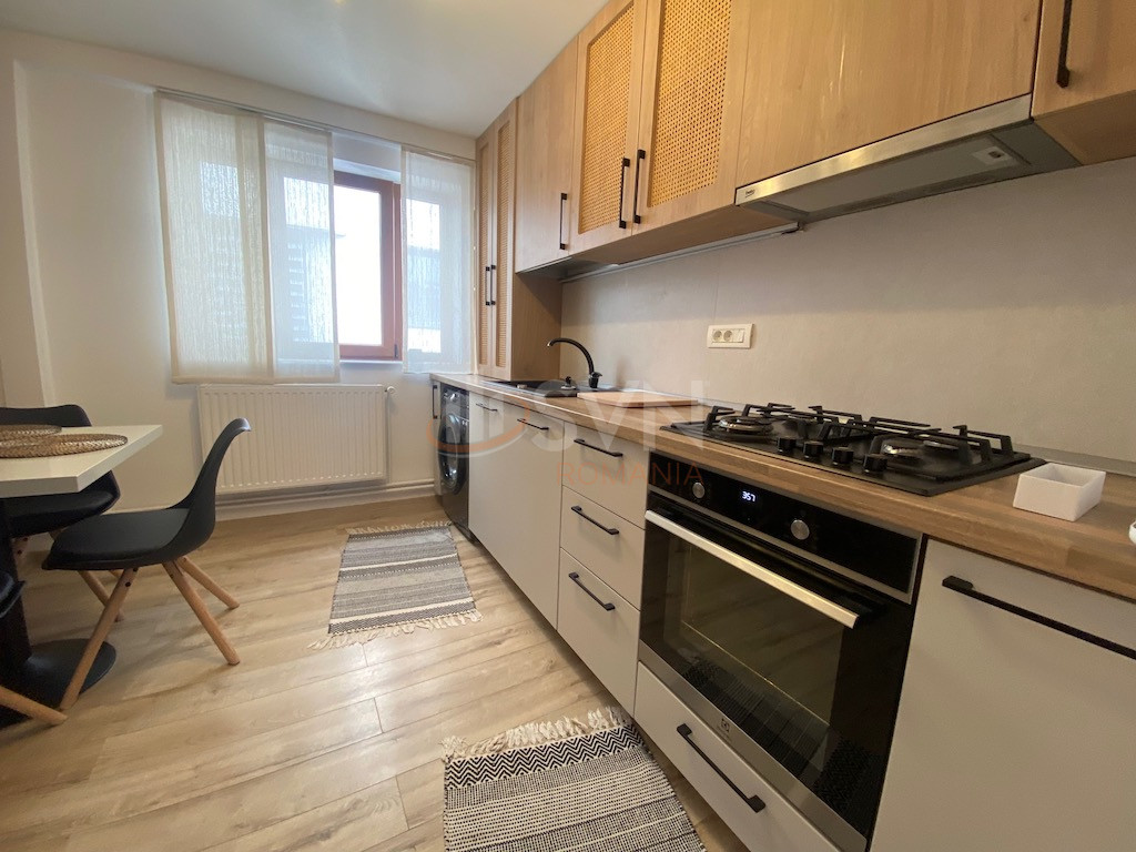 Apartament, 4 camere Bucuresti/Aviatorilor
