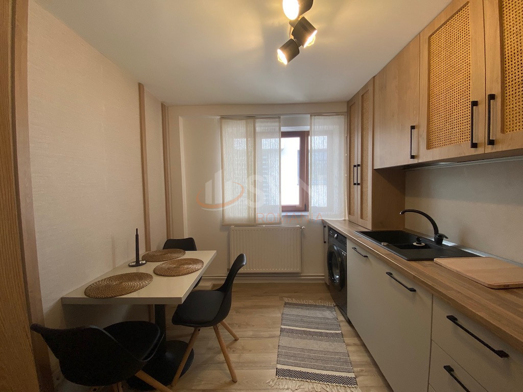 Apartament, 4 camere Bucuresti/Aviatorilor