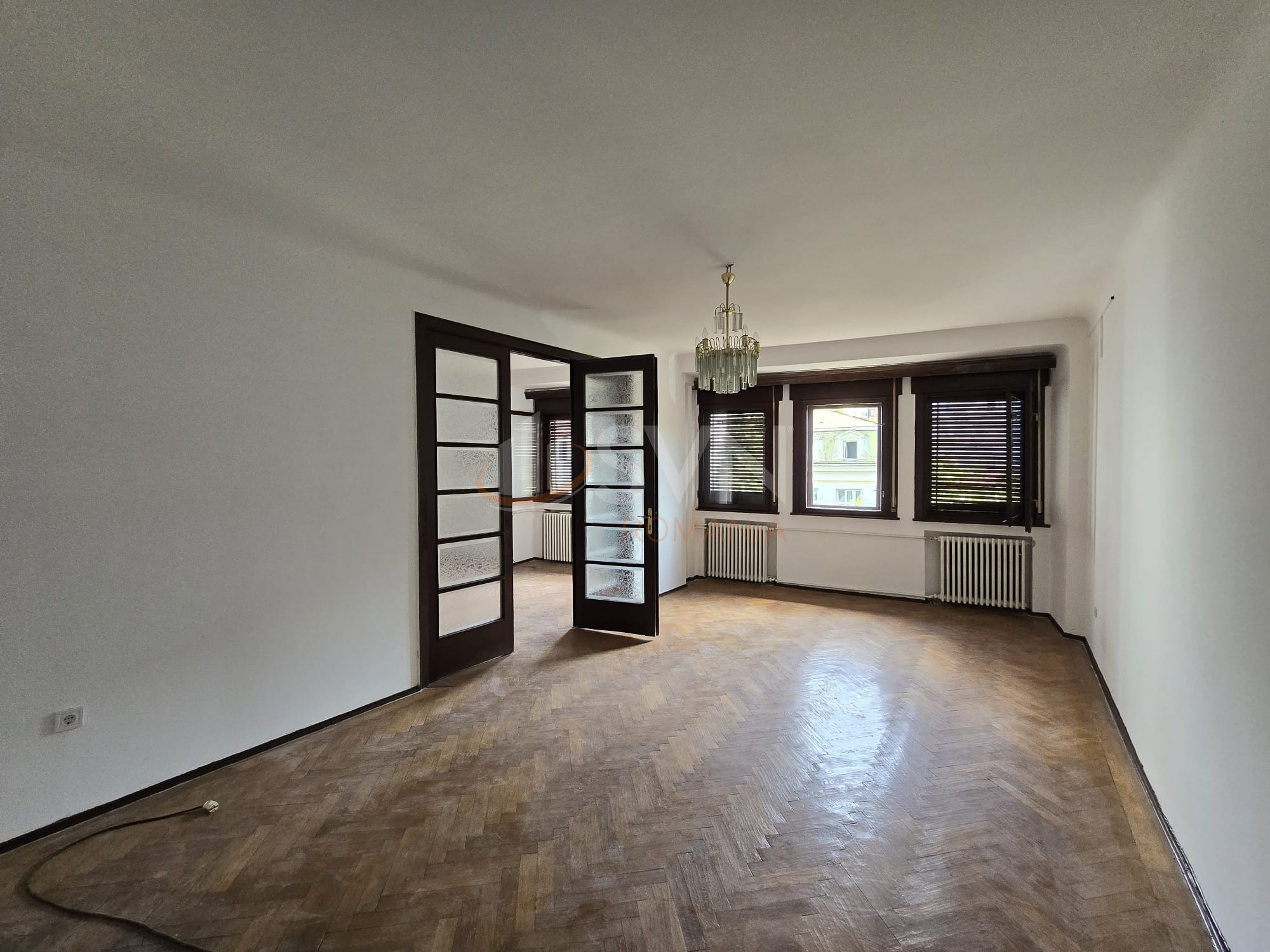 Apartament, 4 camere Bucuresti/Banu Manta