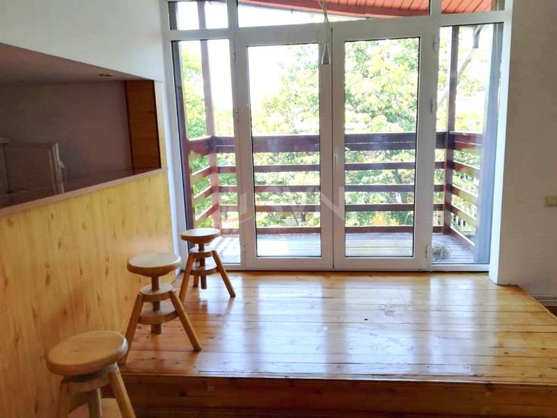 Apartament, 4 camere Bucuresti/Primaverii