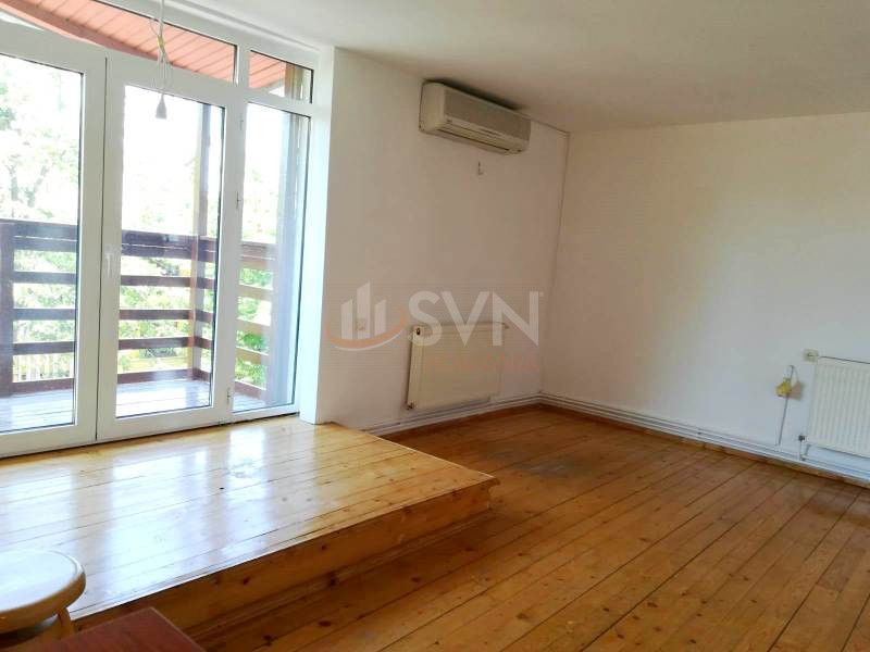 Apartament, 4 camere Bucuresti/Primaverii