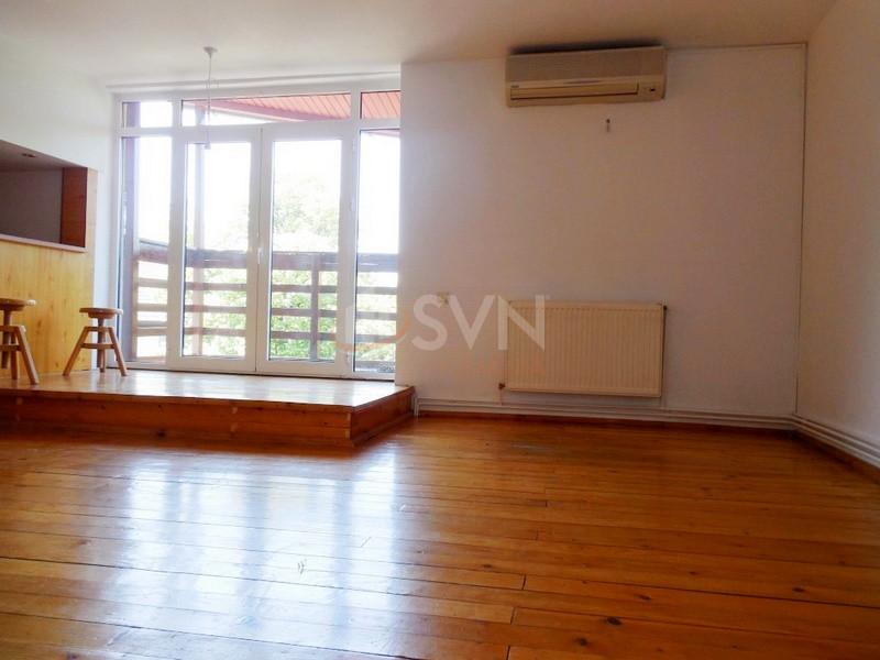 Apartament, 4 camere Bucuresti/Primaverii