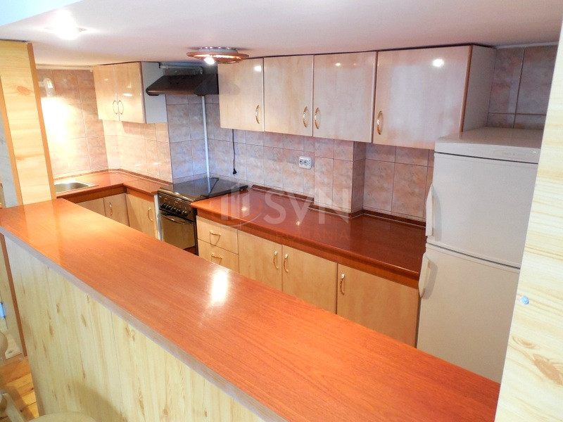Apartament, 4 camere Bucuresti/Primaverii