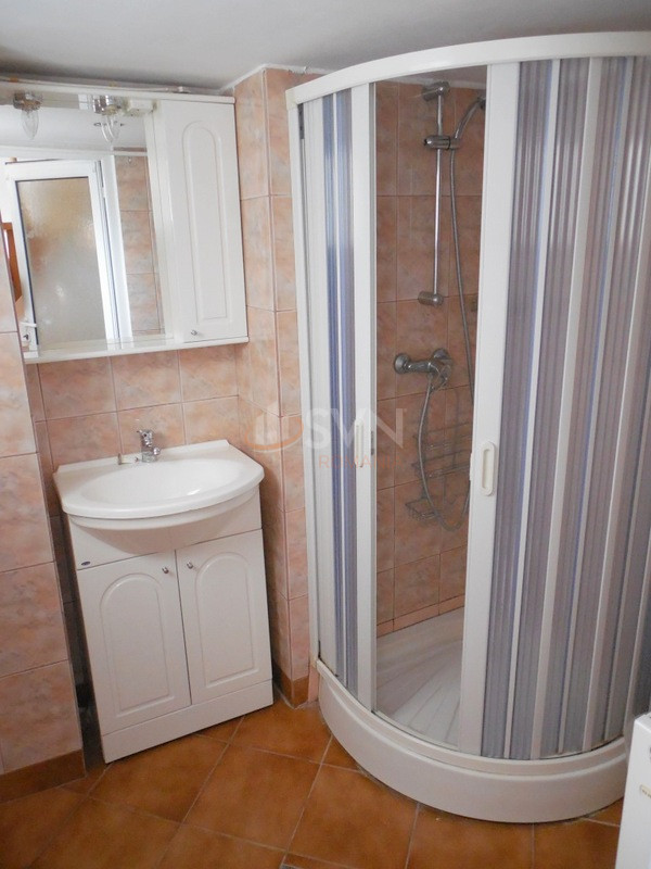 Apartament, 4 camere Bucuresti/Primaverii