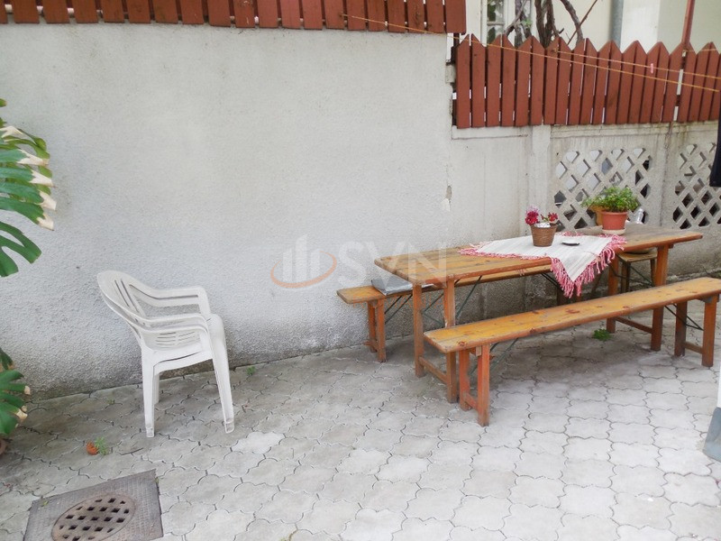 Apartament, 4 camere Bucuresti/Primaverii