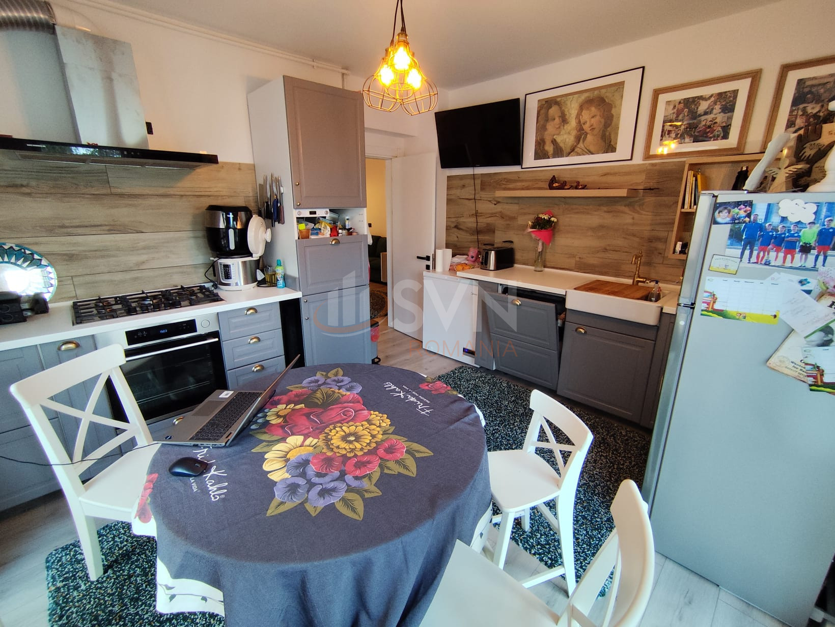 Apartament, 4 camere Bucuresti/Sisesti