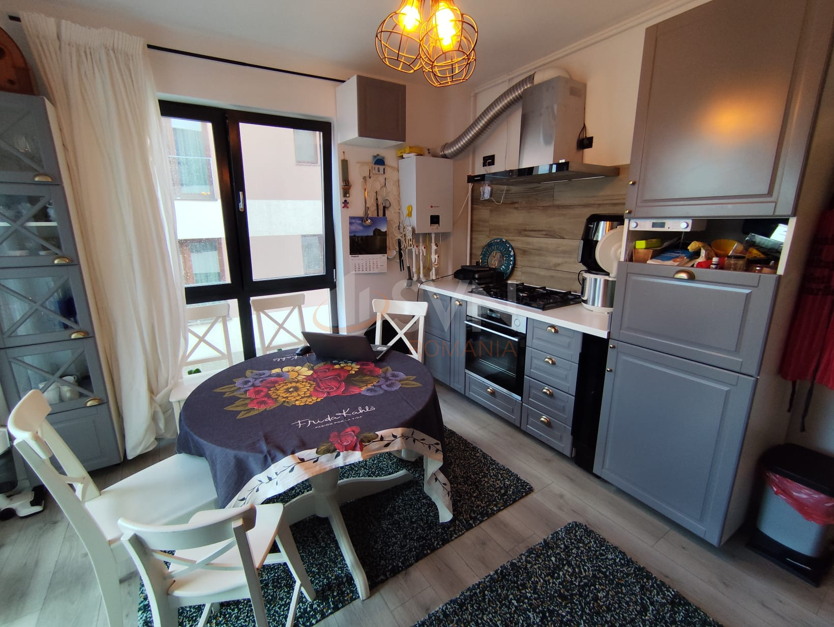 Apartament, 4 camere Bucuresti/Sisesti