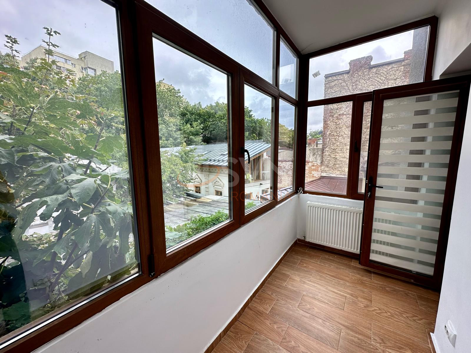 Apartament, 4 camere Bucuresti/Piata Victoriei