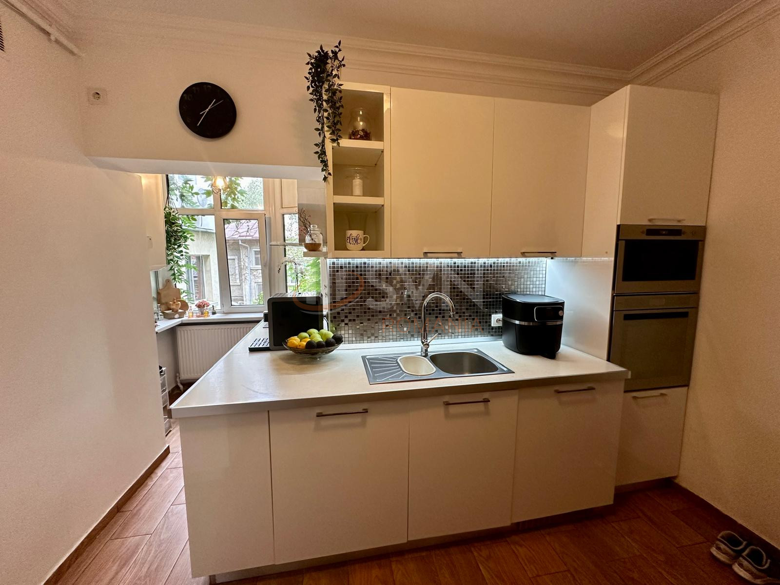 Apartament, 4 camere Bucuresti/Piata Victoriei