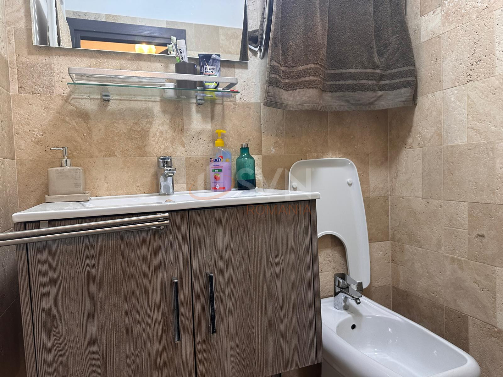 Apartament, 4 camere Bucuresti/Dacia