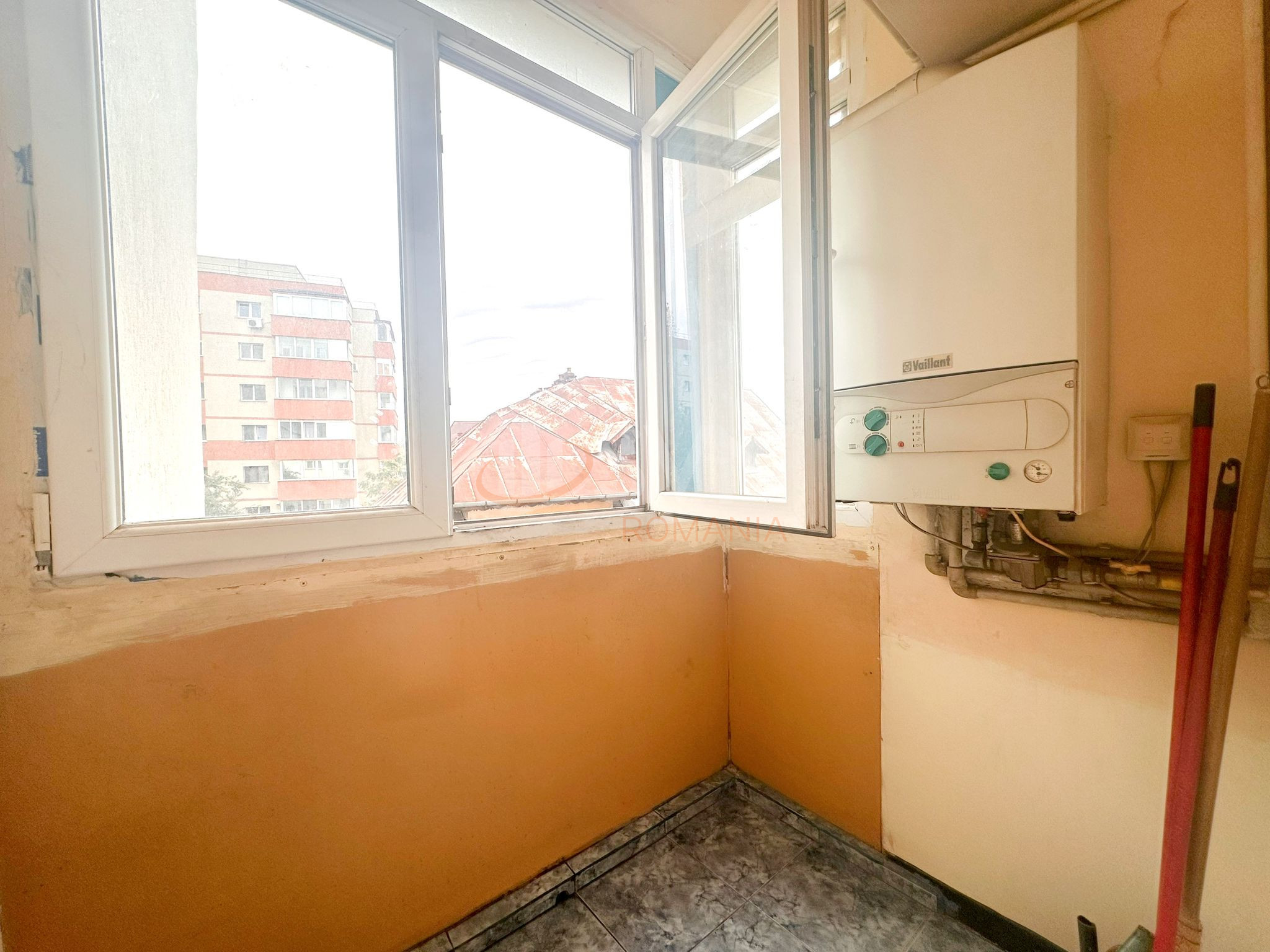 Apartament, 4 camere Bucuresti/Dacia