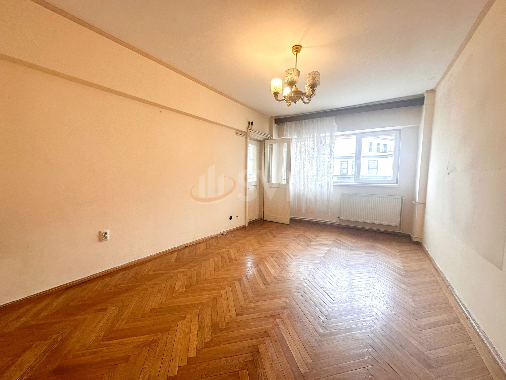 Apartament, 4 camere Bucuresti/Dacia