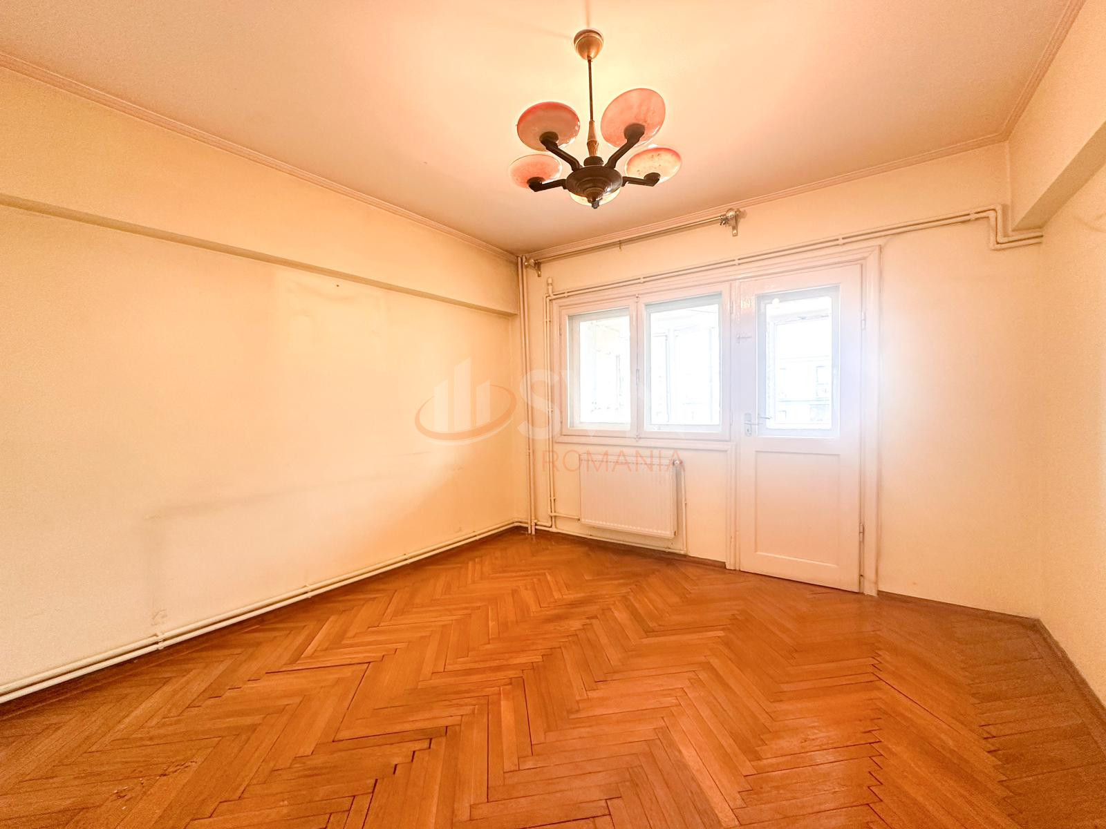 Apartament, 4 camere Bucuresti/Dacia