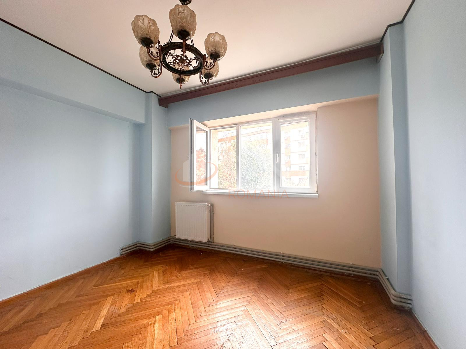 Apartament, 4 camere Bucuresti/Dacia
