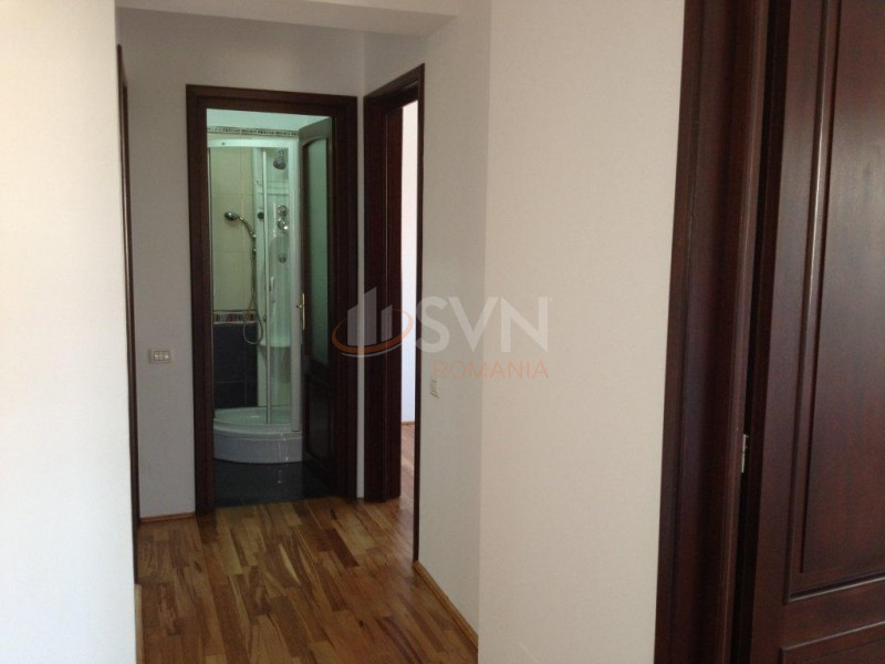 Apartament, 4 camere Bucuresti/Aviatorilor