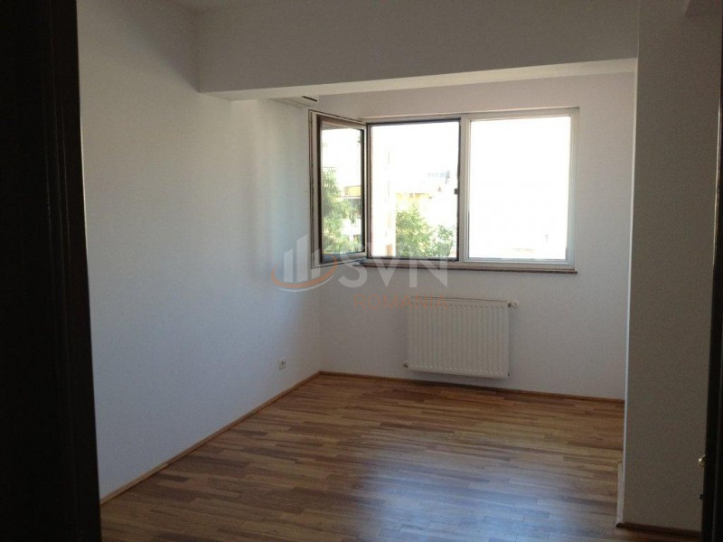 Apartament, 4 camere Bucuresti/Aviatorilor