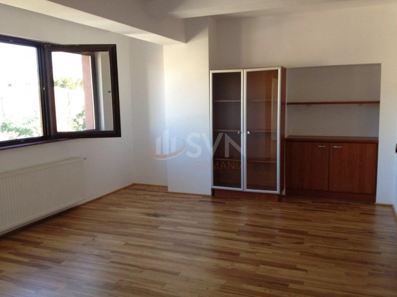 Apartament, 4 camere Bucuresti/Aviatorilor