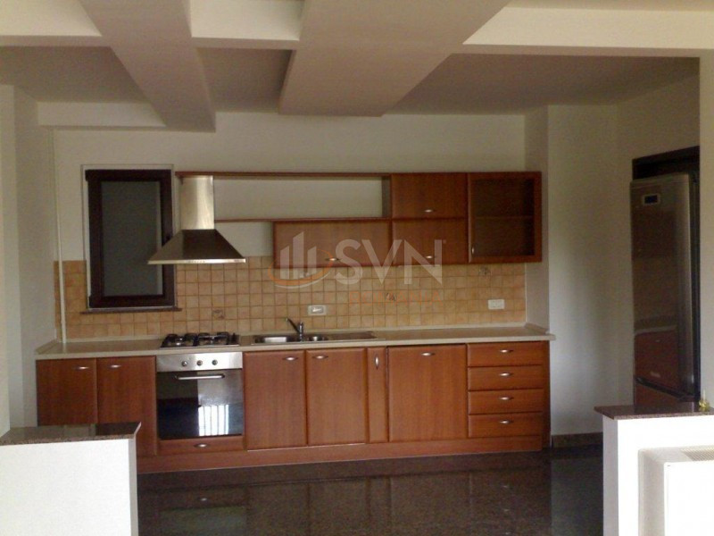 Apartament, 4 camere Bucuresti/Aviatorilor