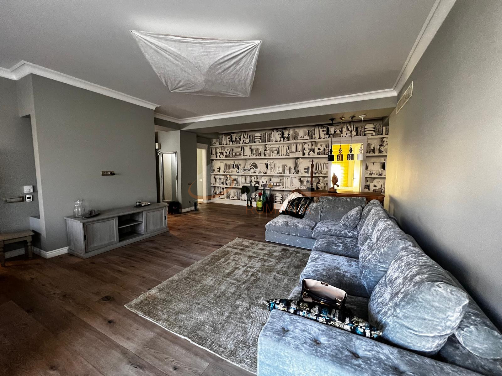 Apartament, 4 camere Bucuresti/Alba Iulia