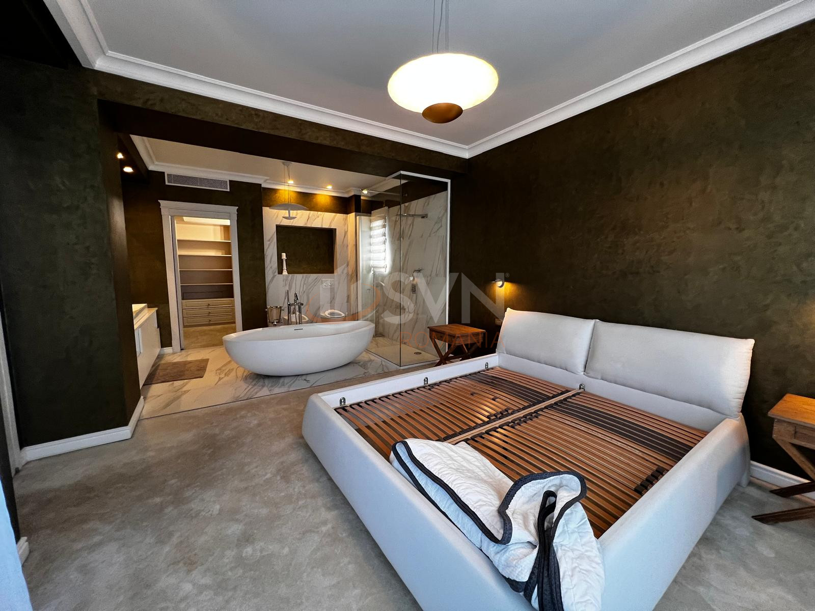 Apartament, 4 camere Bucuresti/Alba Iulia