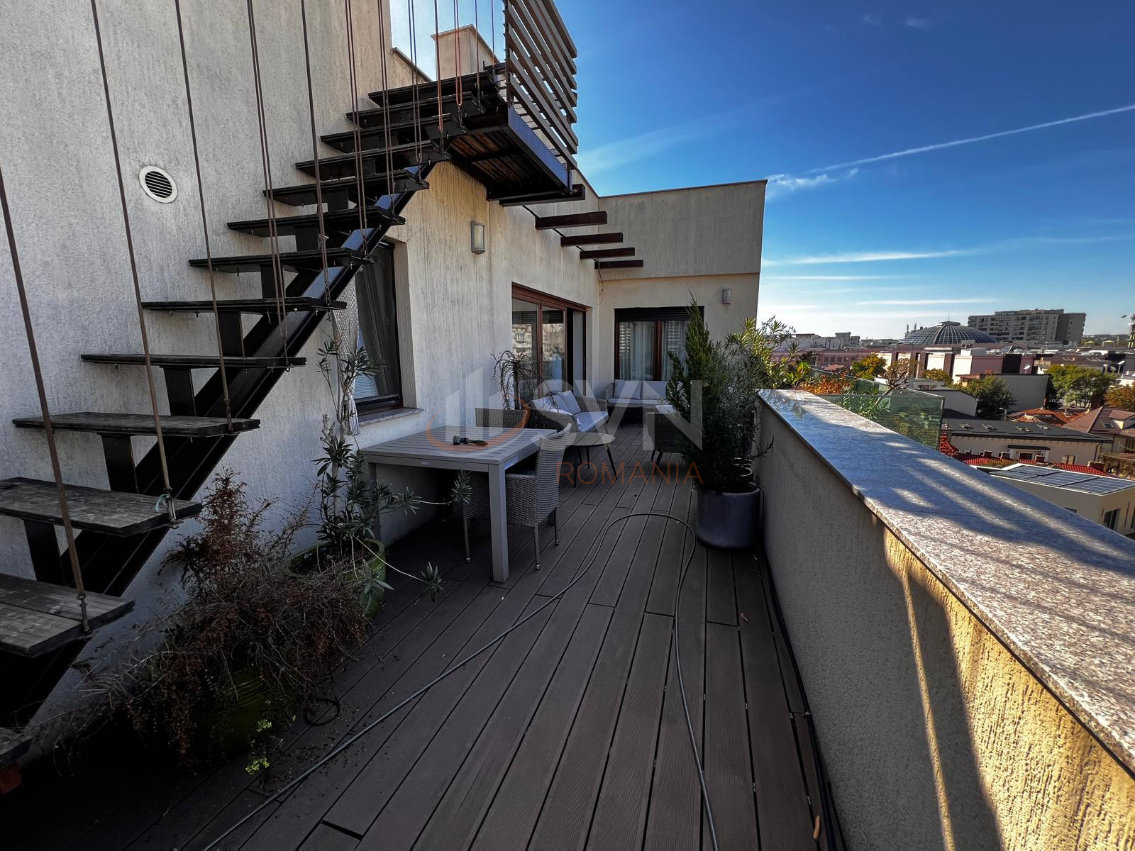 Apartament, 4 camere Bucuresti/Alba Iulia