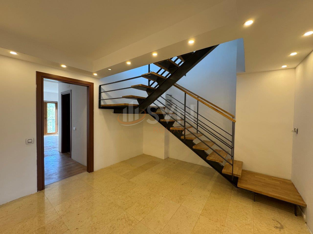 Apartament, 4 camere Bucuresti/Parcul Carol