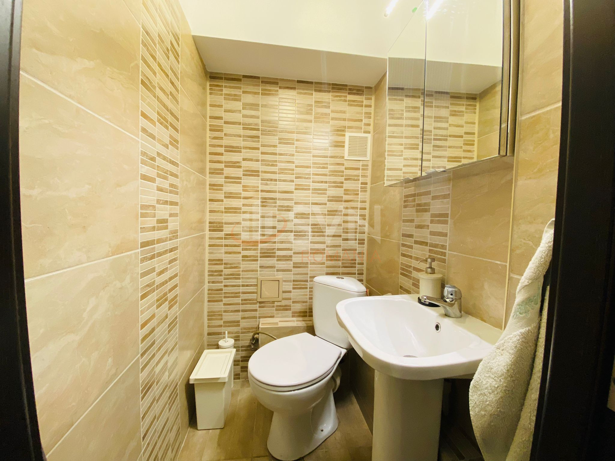 Apartament, 4 camere Bucuresti/Lujerului