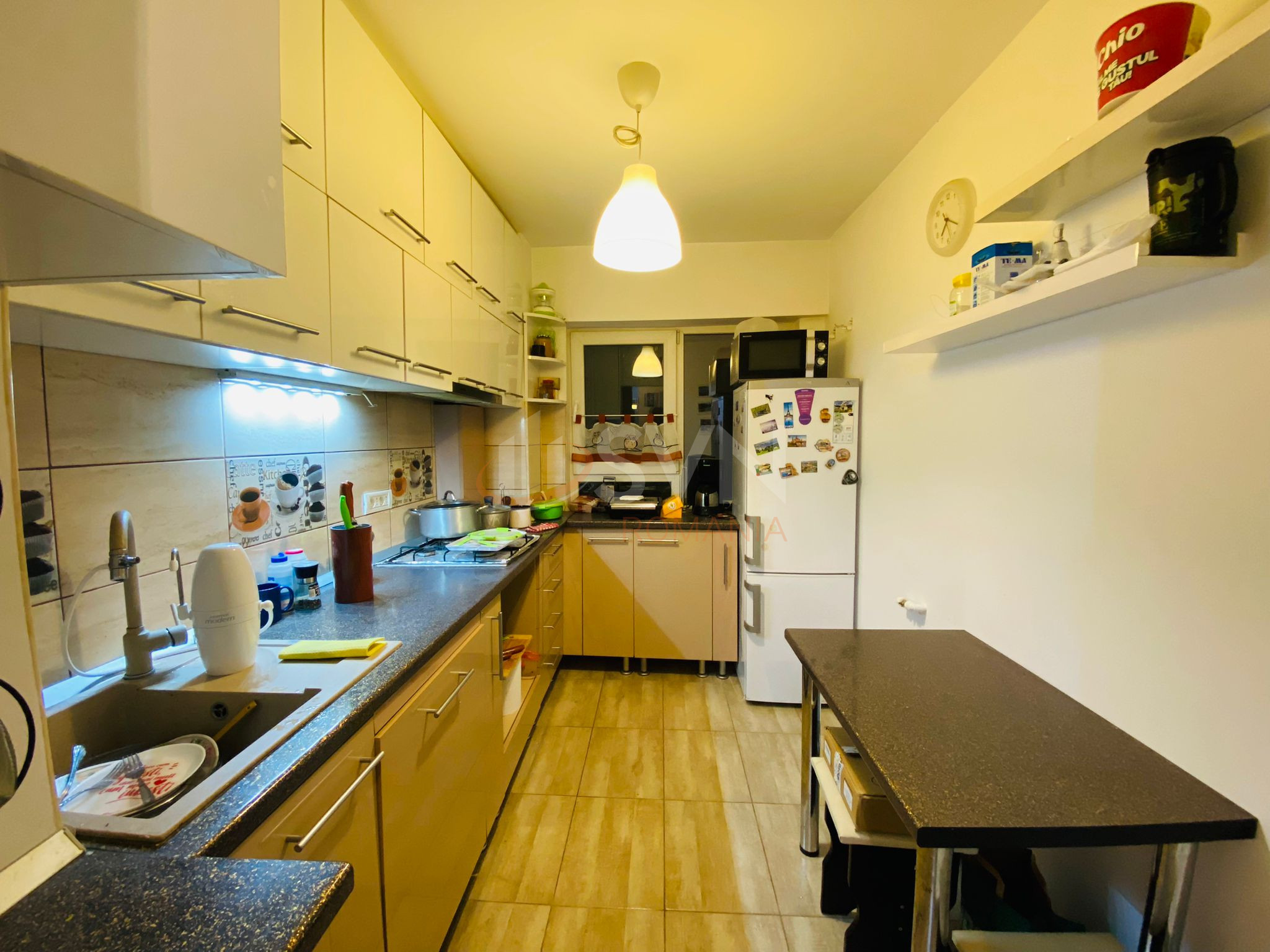 Apartament, 4 camere Bucuresti/Lujerului