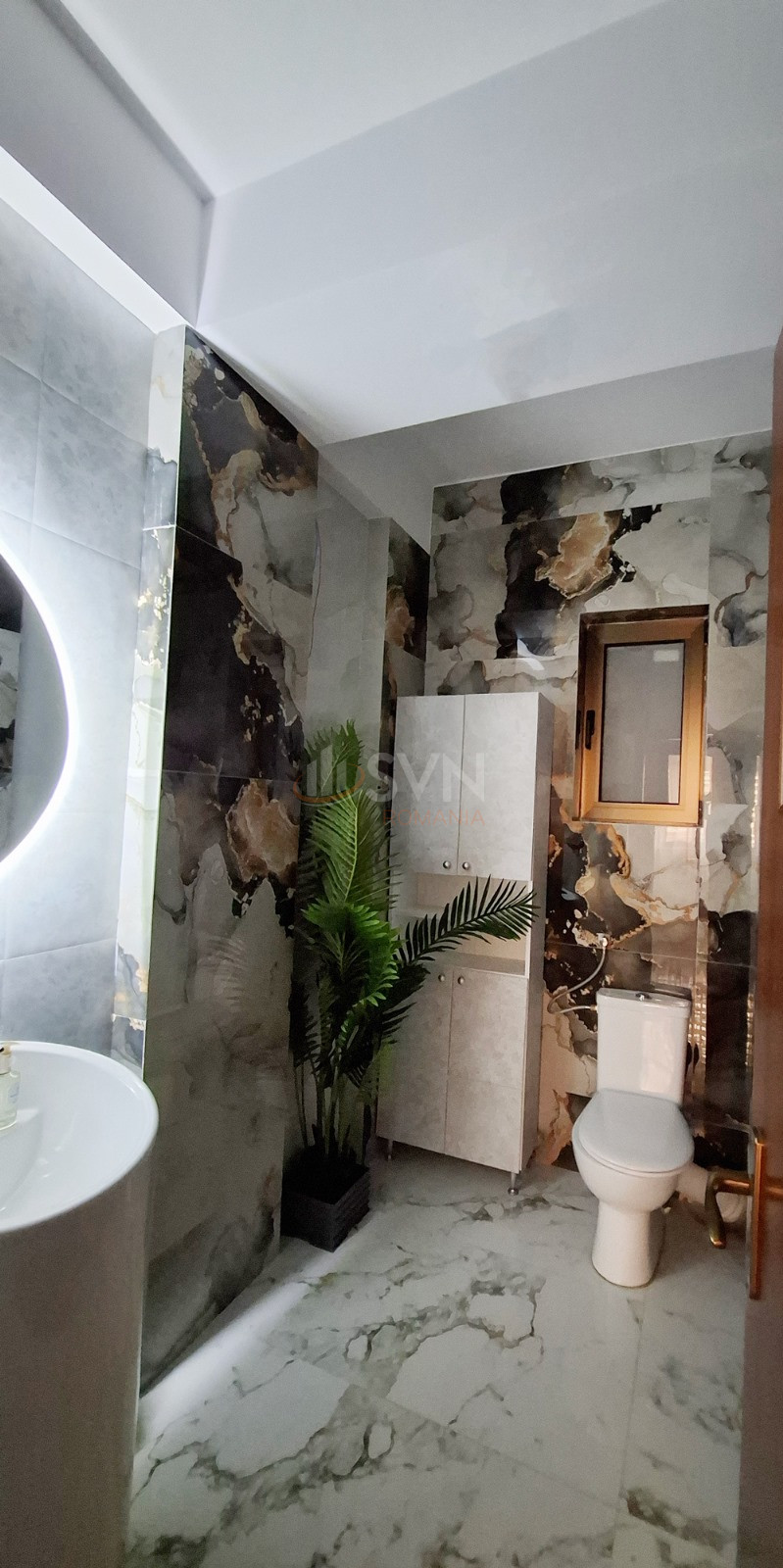 Apartament, 4 camere Bucuresti/Primaverii