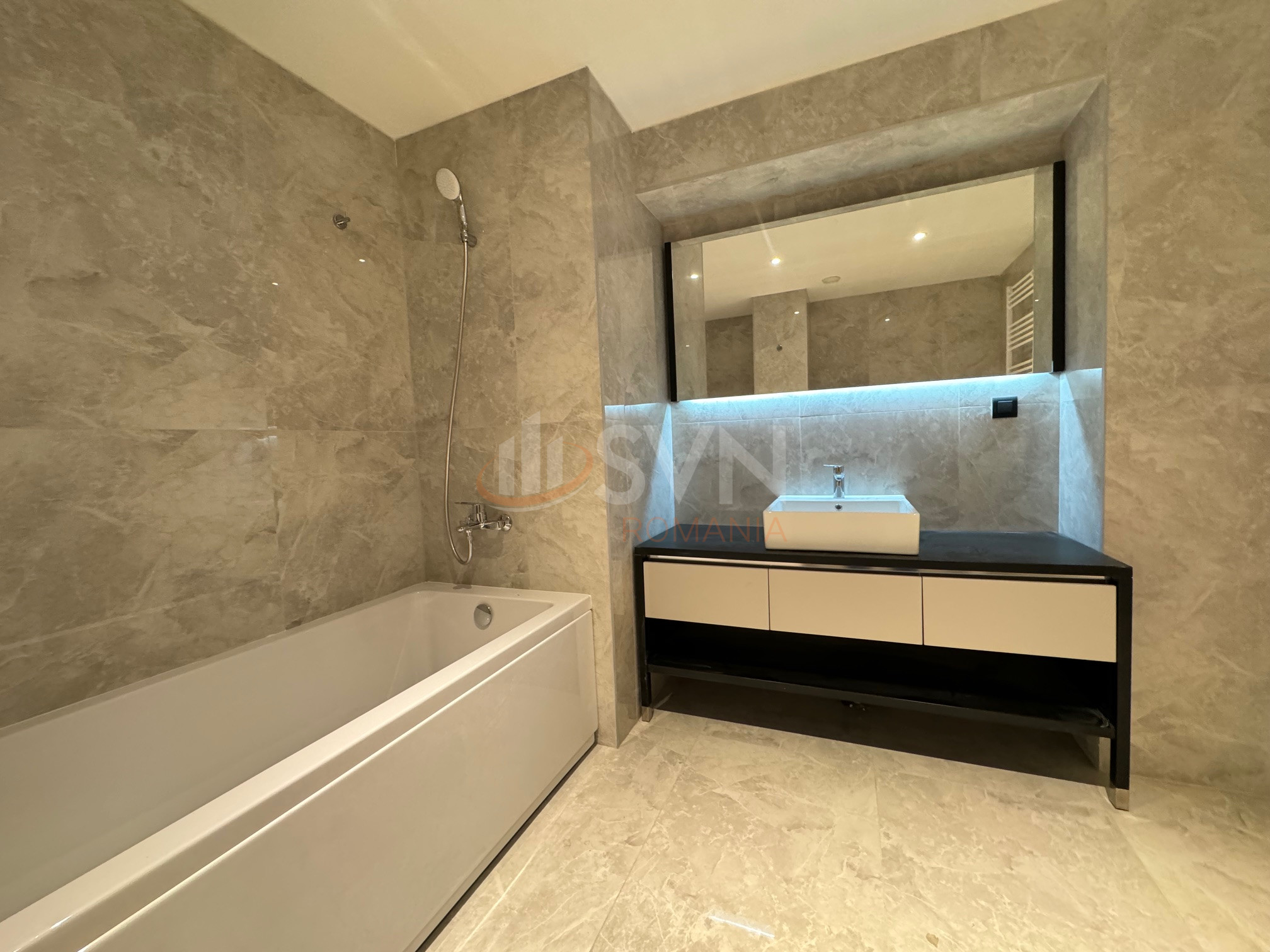 Apartament, 4 camere Bucuresti/Vitan