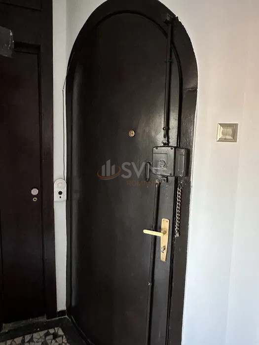Apartament, 4 camere Bucuresti/Armeneasca