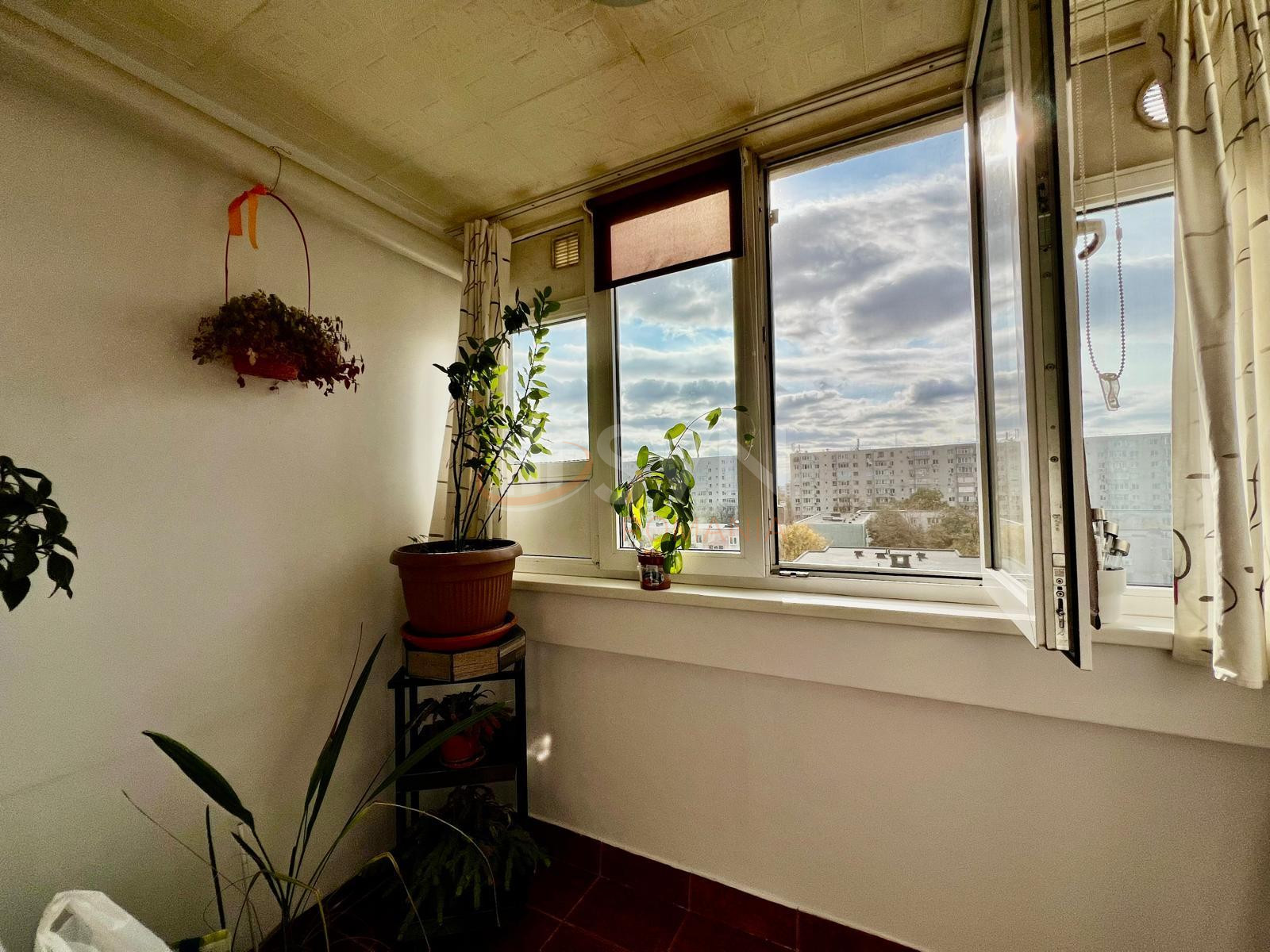 Apartament, 4 camere Bucuresti/Titan