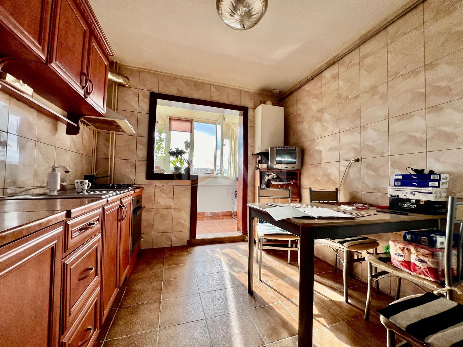 Apartament, 4 camere Bucuresti/Titan