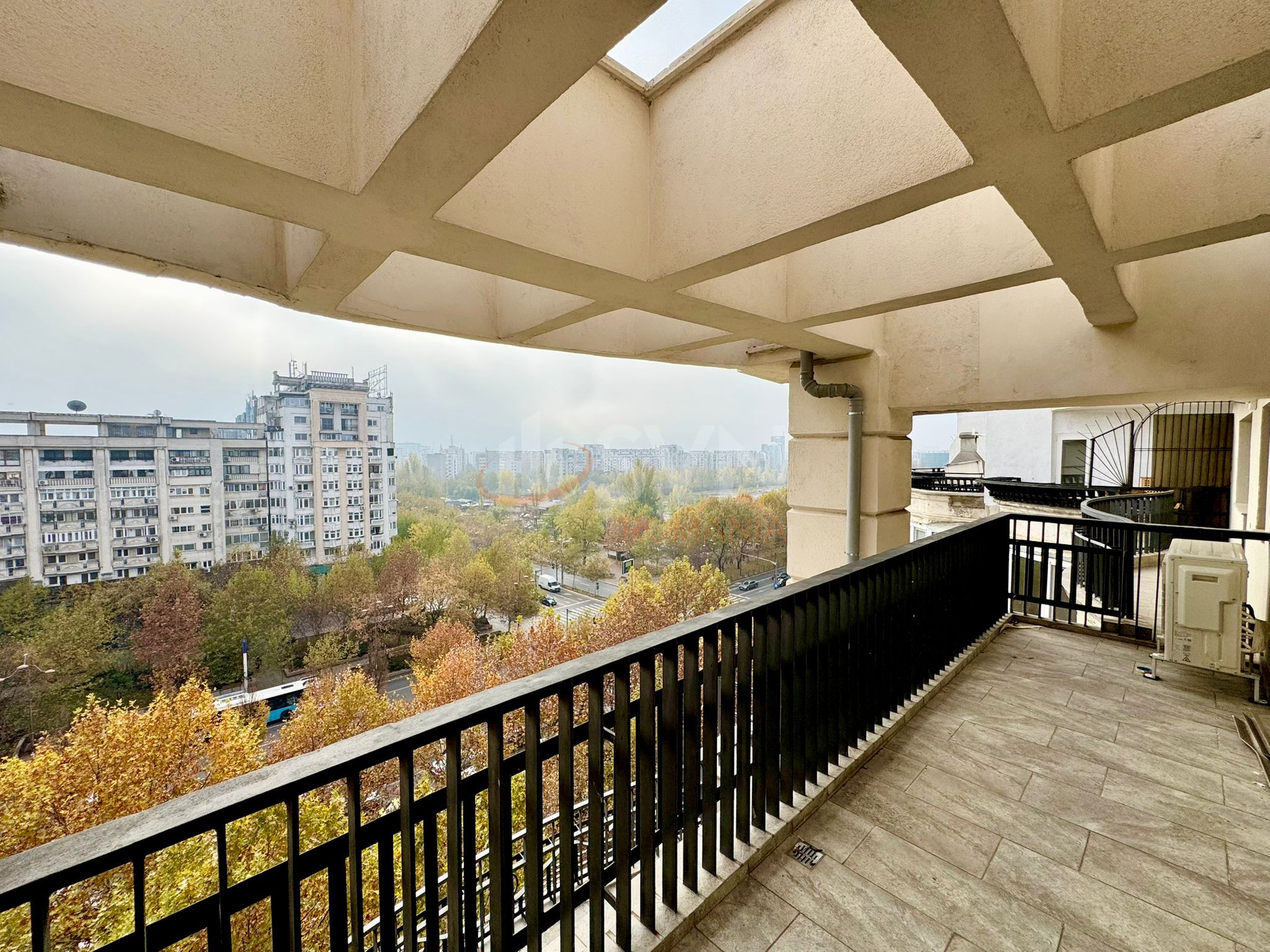 Apartament, 4 camere Bucuresti/Alba Iulia