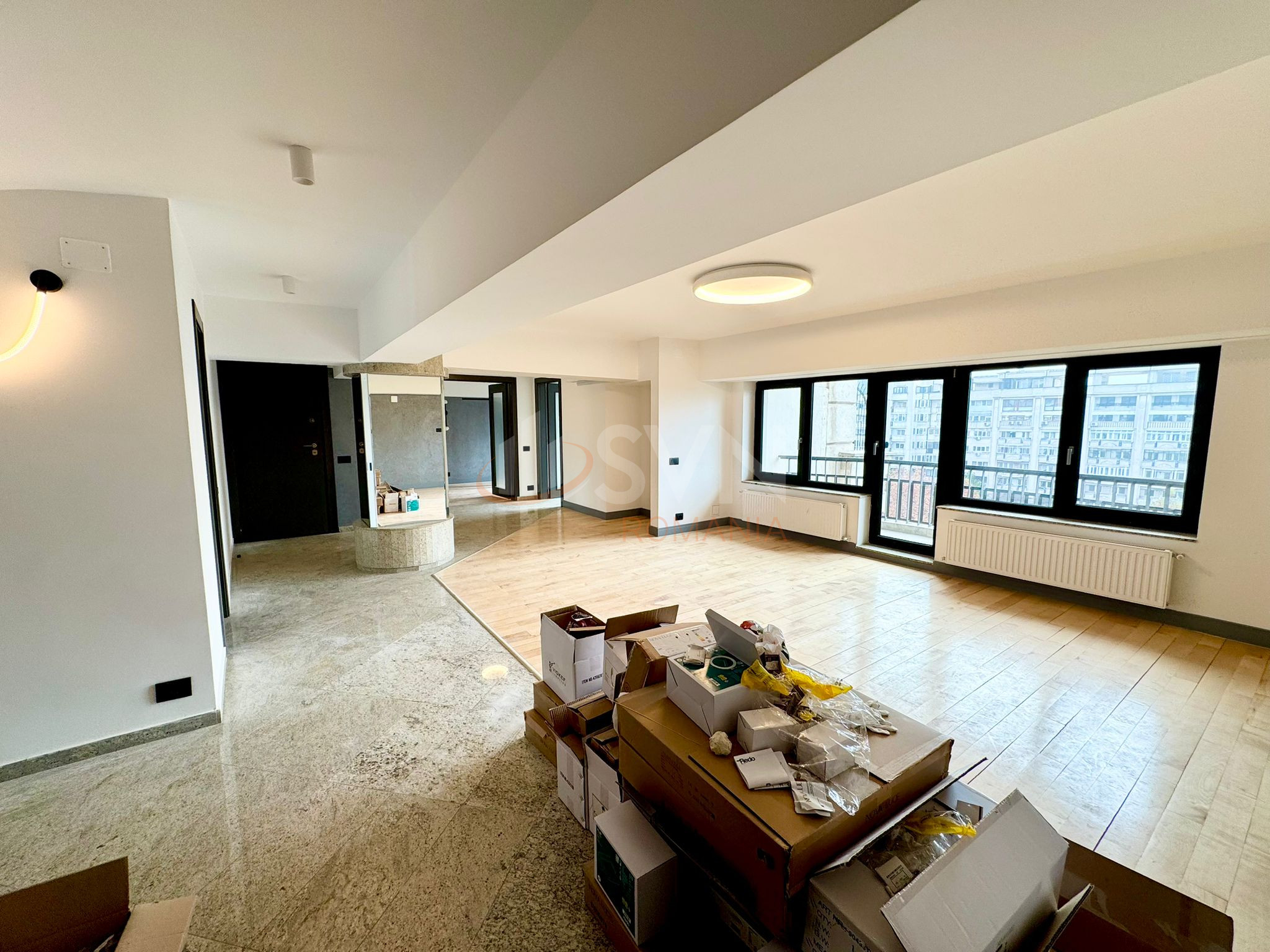 Apartament, 4 camere Bucuresti/Alba Iulia