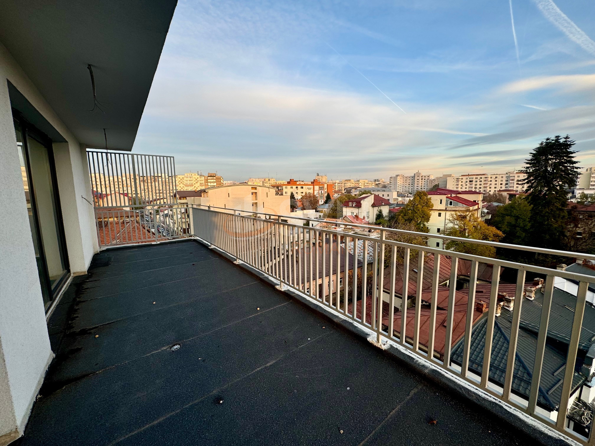 Apartament, 4 camere Bucuresti/Dacia