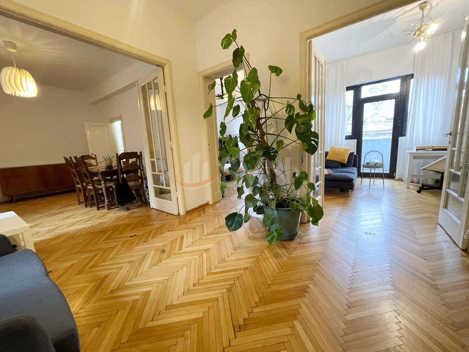 Apartament, 4 camere Bucuresti/Universitate (s2)