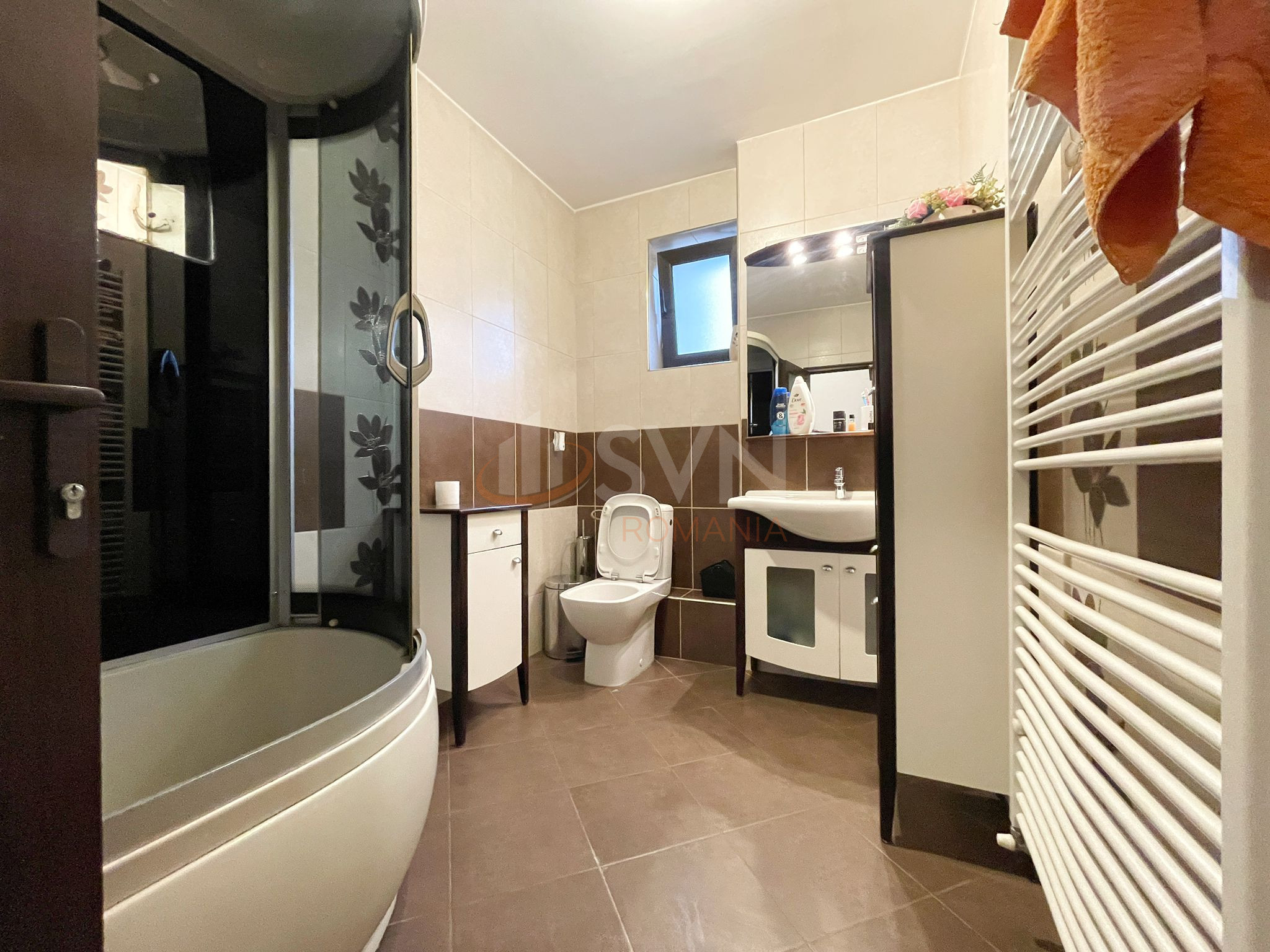 Apartament, 4 camere Bucuresti/Calea Calarasilor