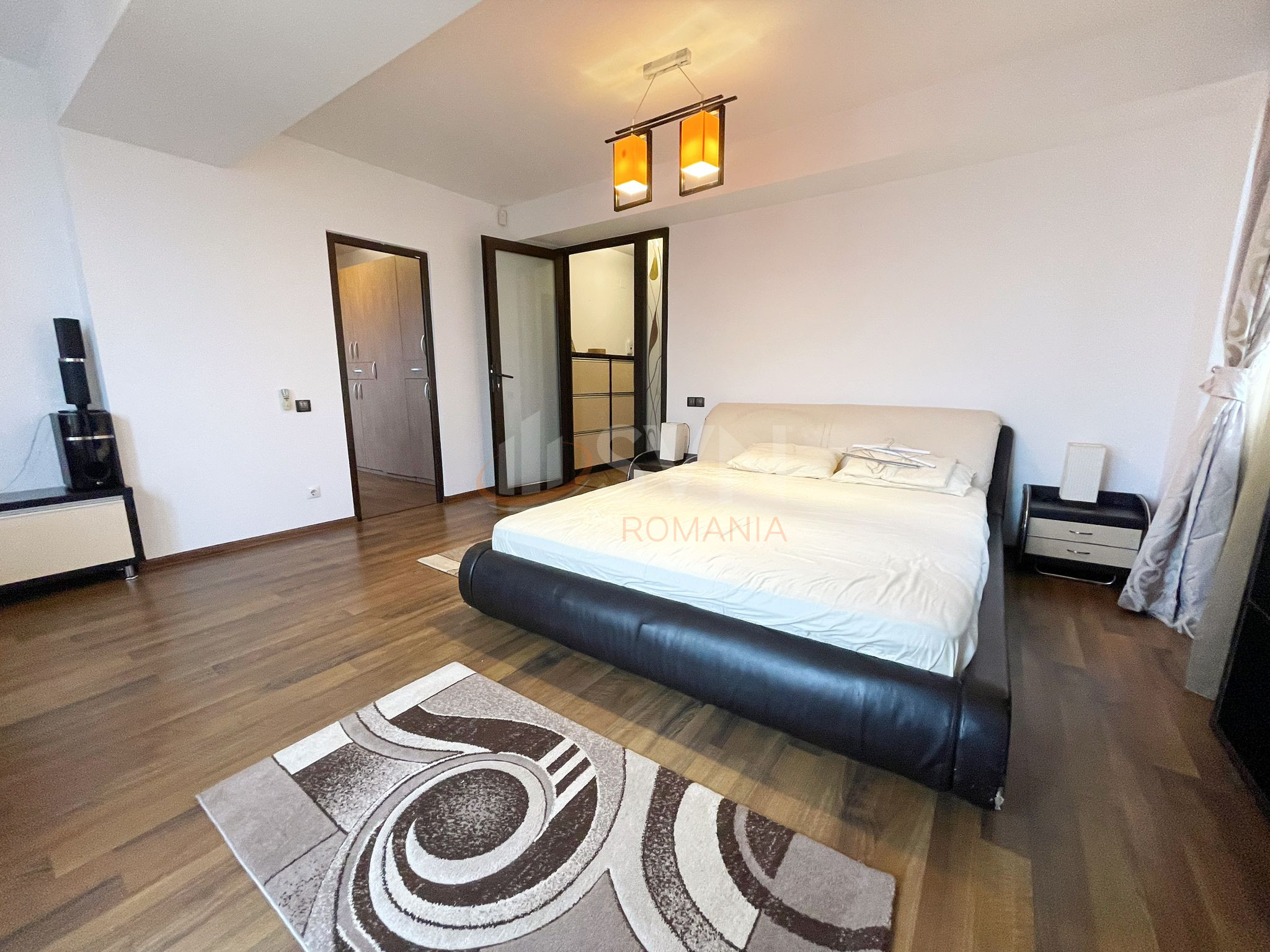 Apartament, 4 camere Bucuresti/Calea Calarasilor