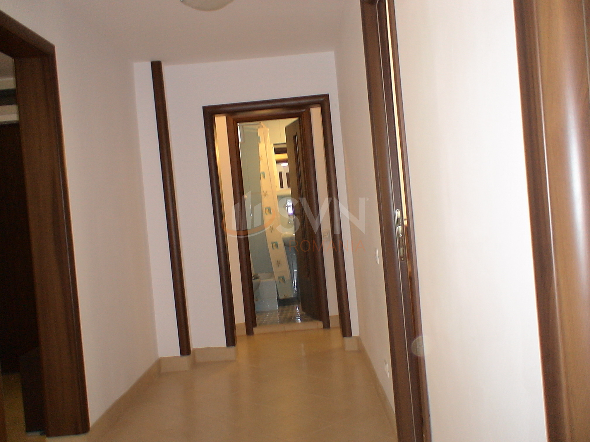 Apartament, 4 camere Bucuresti/Vacaresti