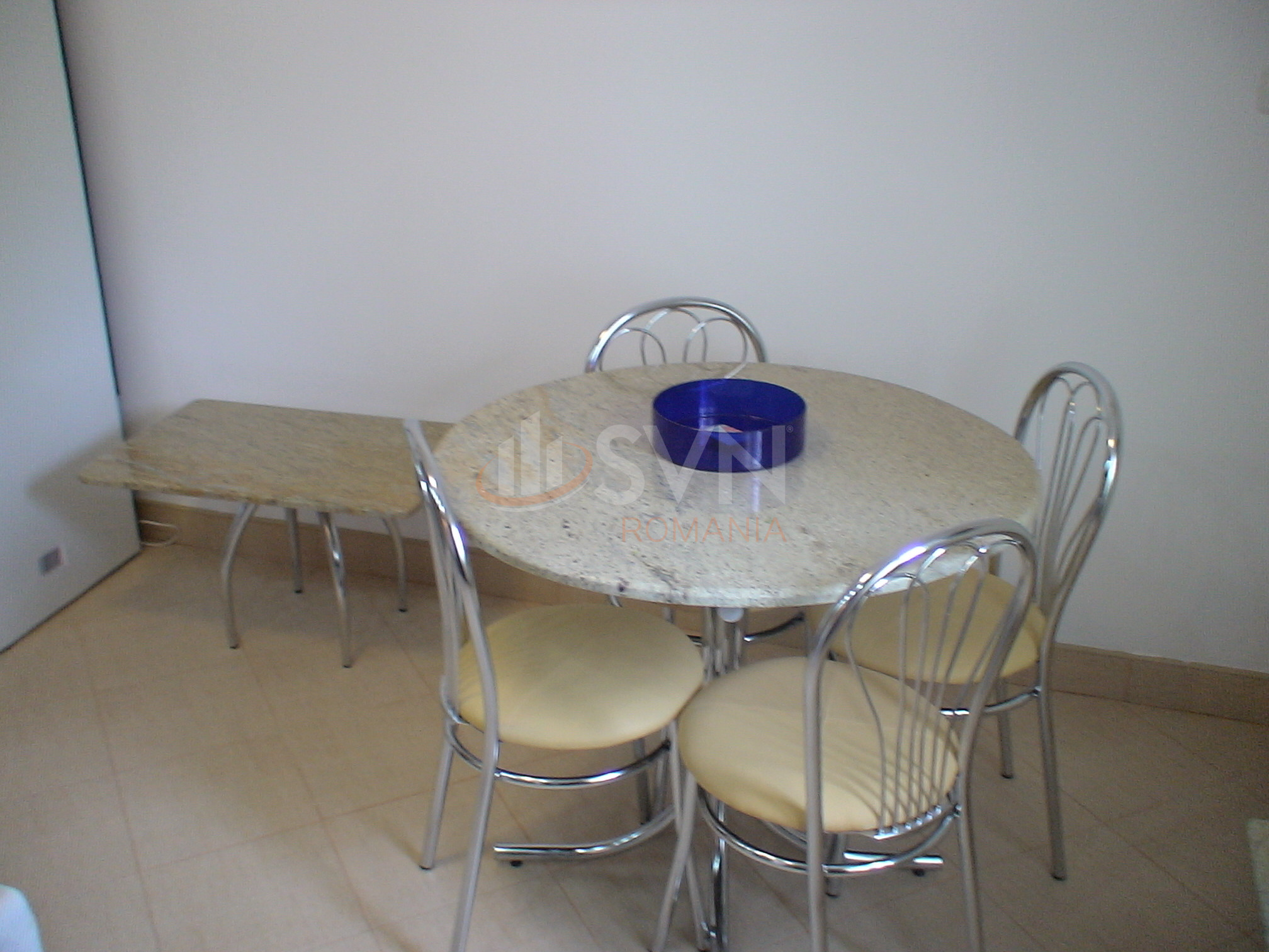 Apartament, 4 camere Bucuresti/Vacaresti