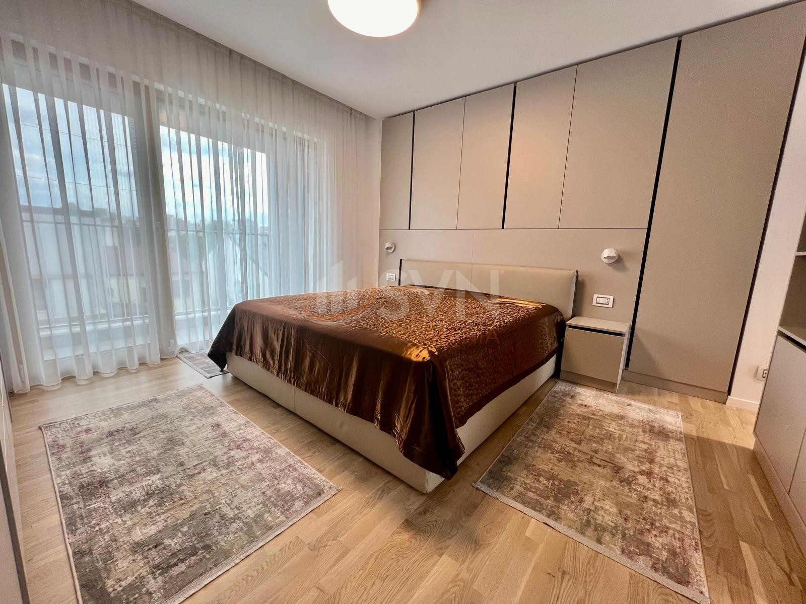 Apartament, 4 camere Bucuresti/Dacia