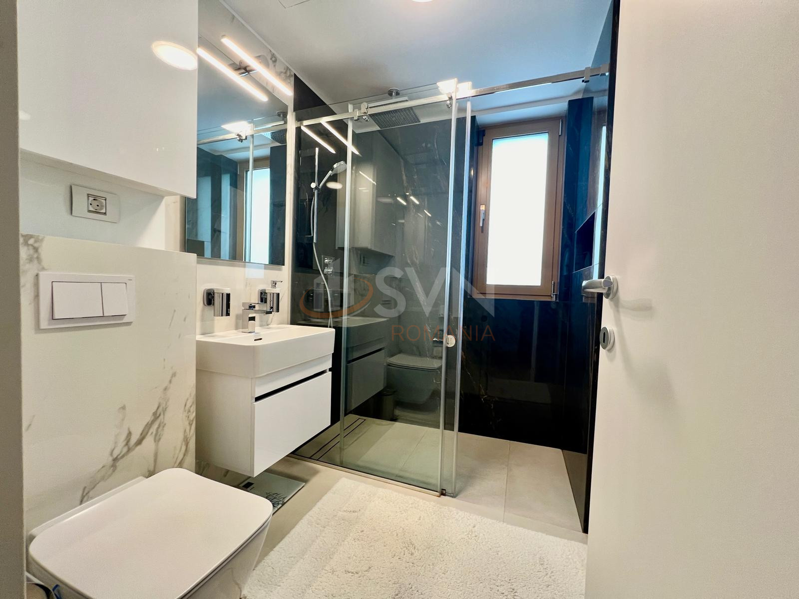 Apartament, 4 camere Bucuresti/Dacia