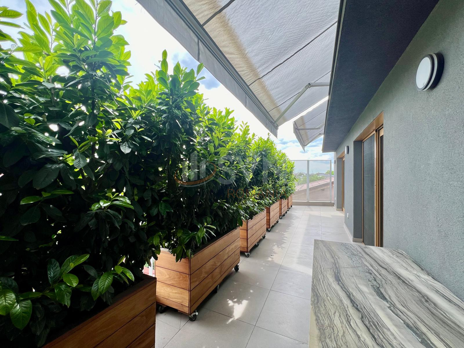 Apartament, 4 camere Bucuresti/Dacia