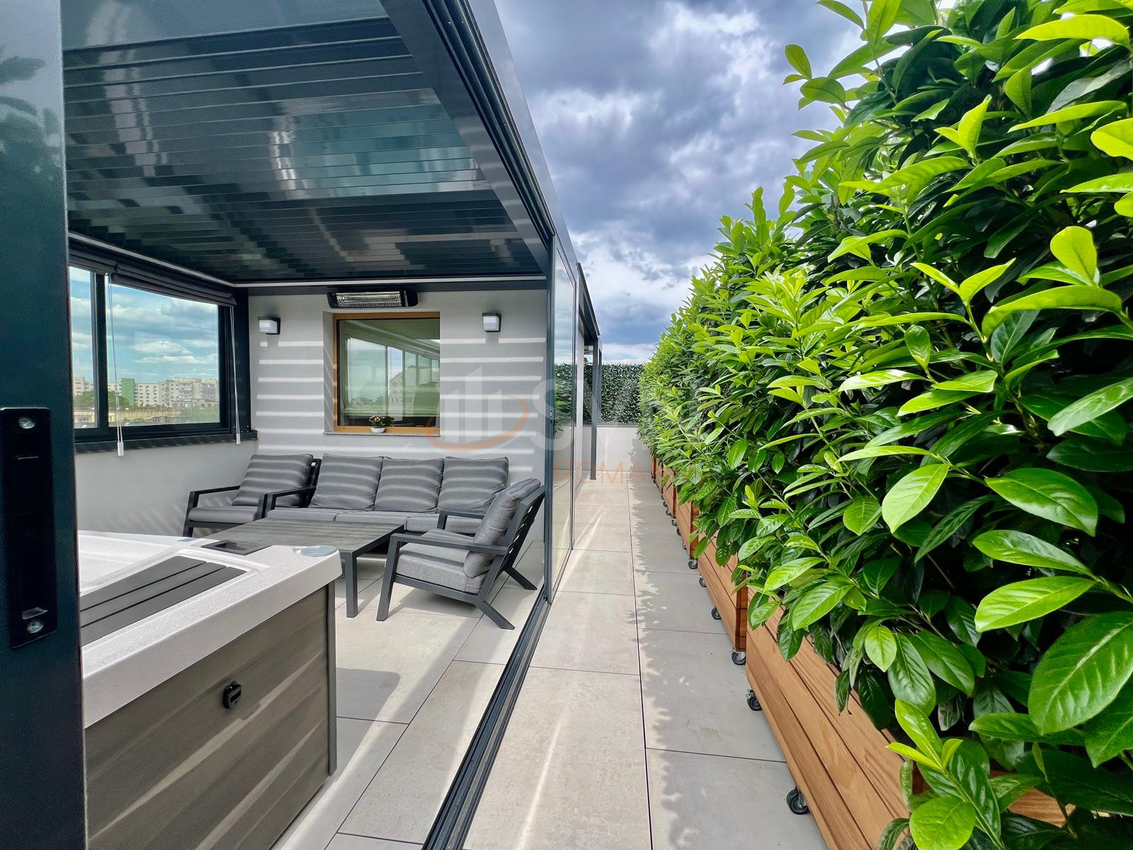 Apartament, 4 camere Bucuresti/Dacia