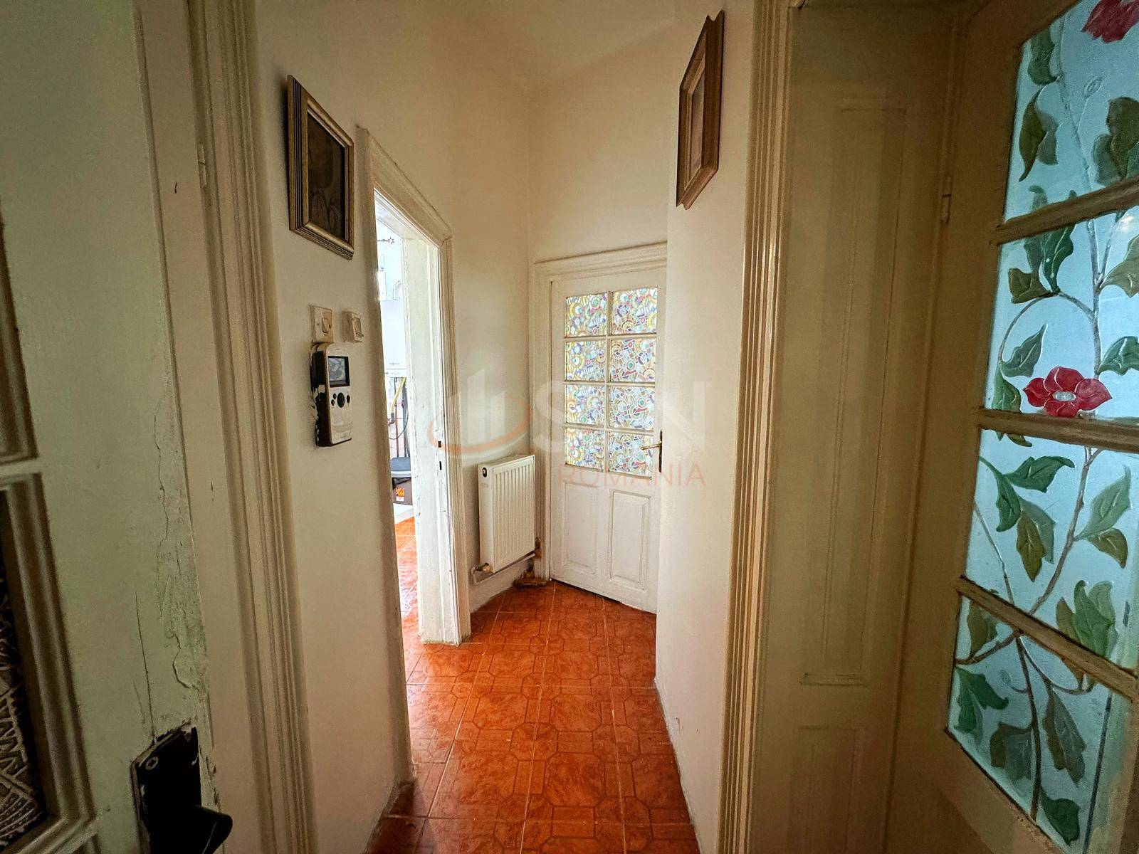 Apartament, 4 camere Bucuresti/Basarab