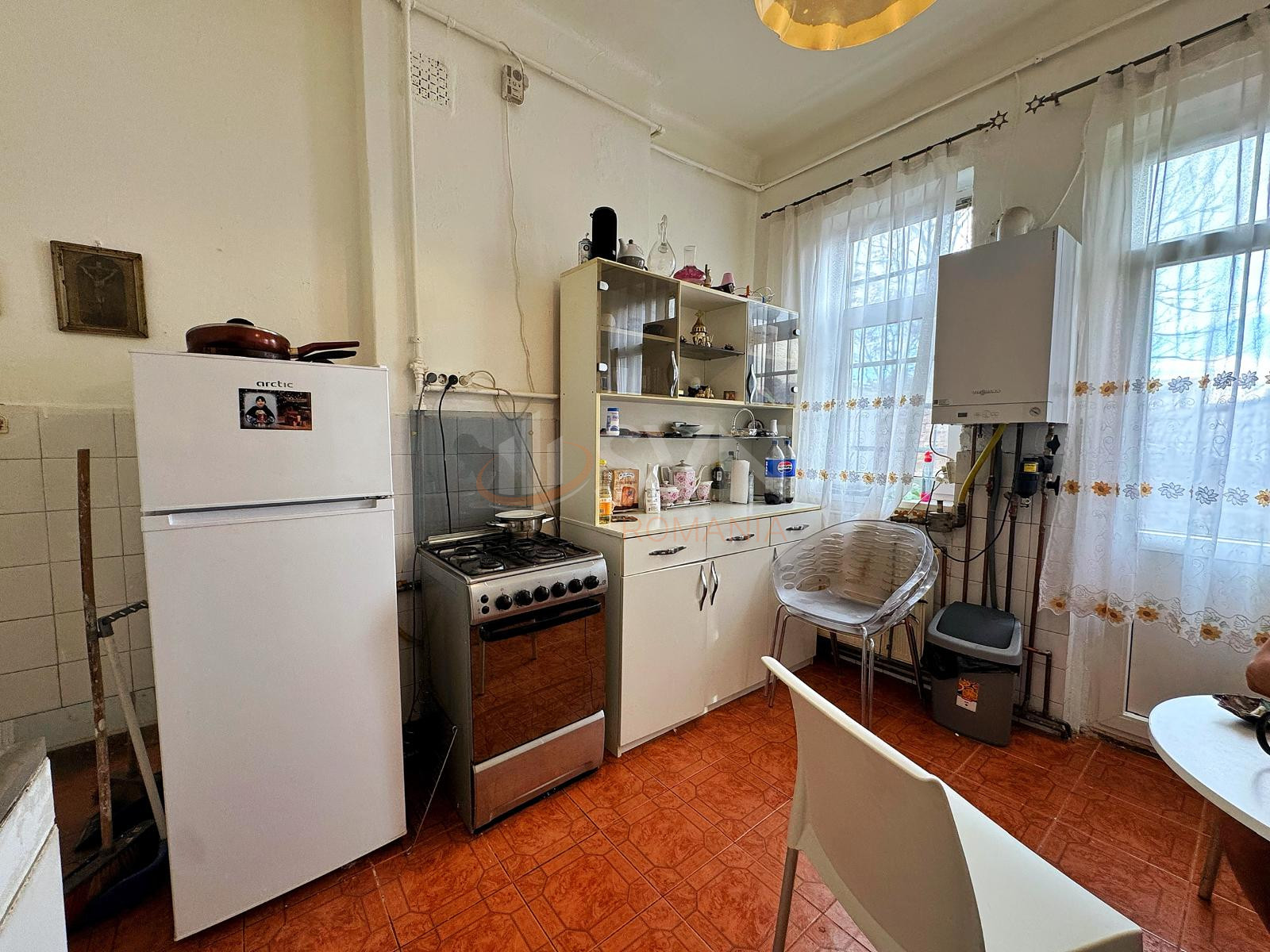 Apartament, 4 camere Bucuresti/Basarab
